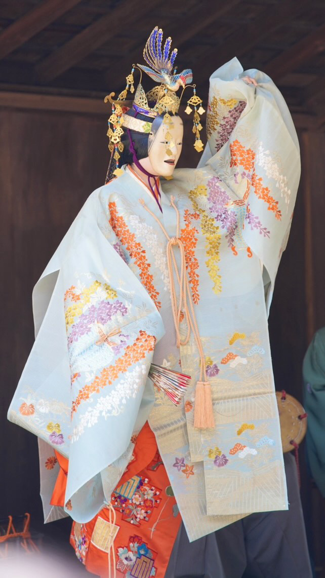 能楽の舞台
